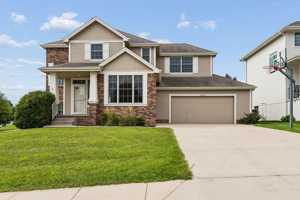 featured image of 18353 Harney St