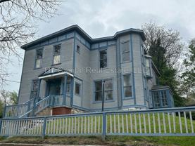 821 Alby St #B - Photo 1 of 1