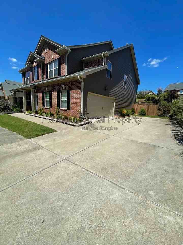 516 Sunset St - Photo 2 of 50