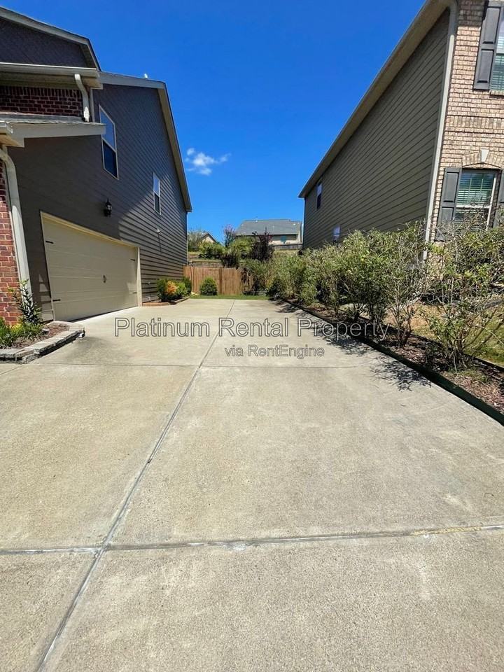 516 Sunset St - Photo 3 of 50