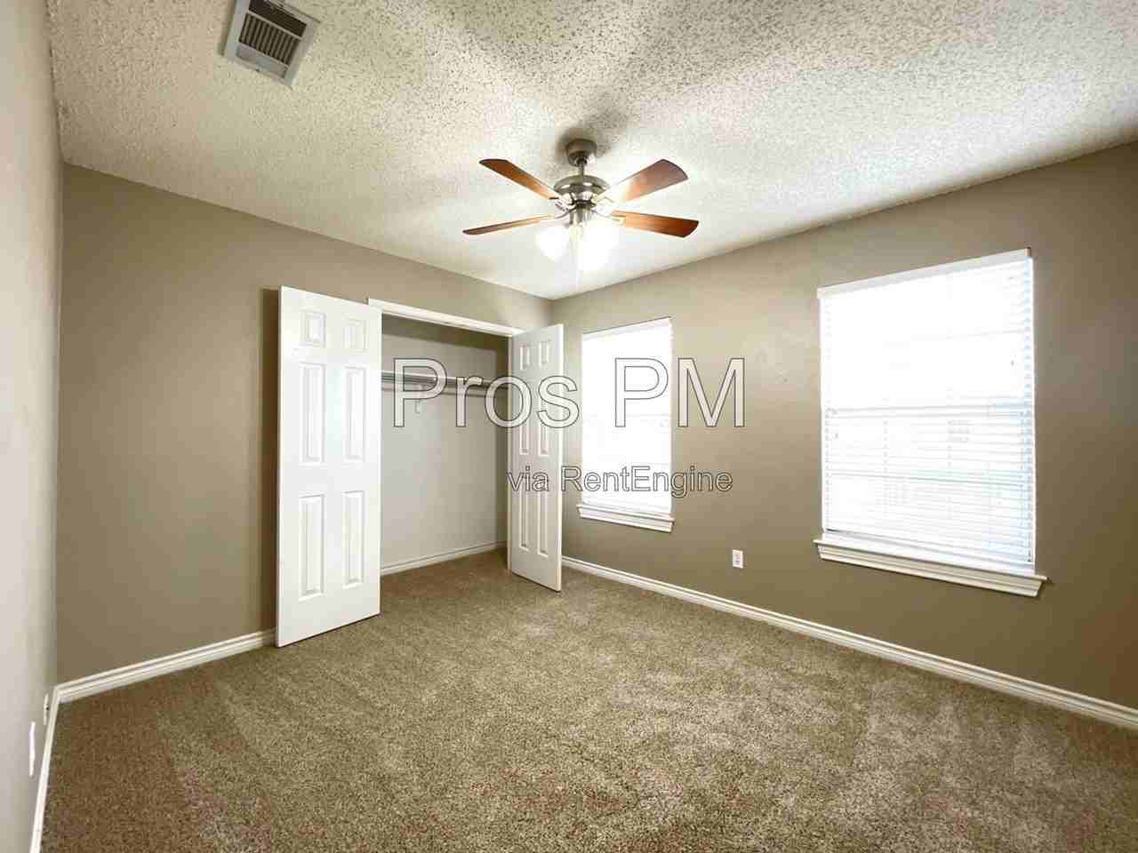 8100 Waimea St - Photo 2 of 45