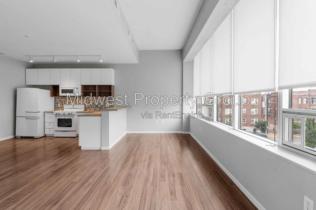 4100 Lindell Blvd #301 - Photo 6 of 23
