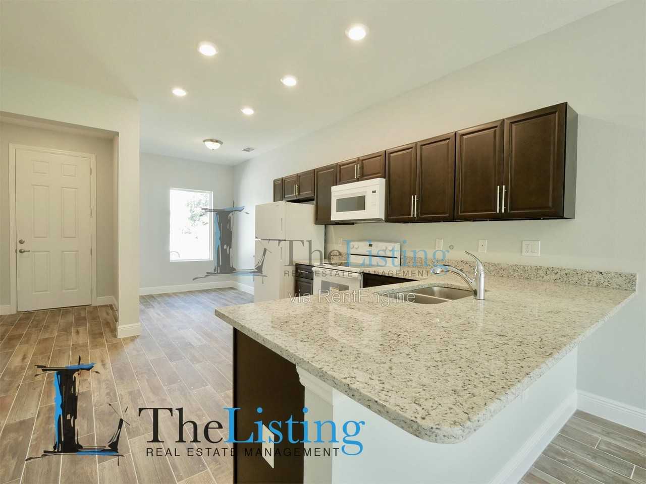 406 Albatross Ct #A - Photo 5 of 20