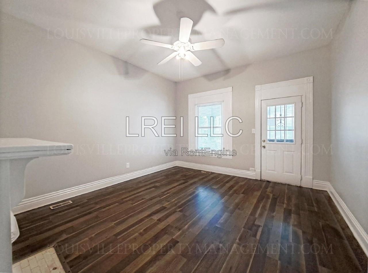 1920 Bank St - Photo 5 of 16