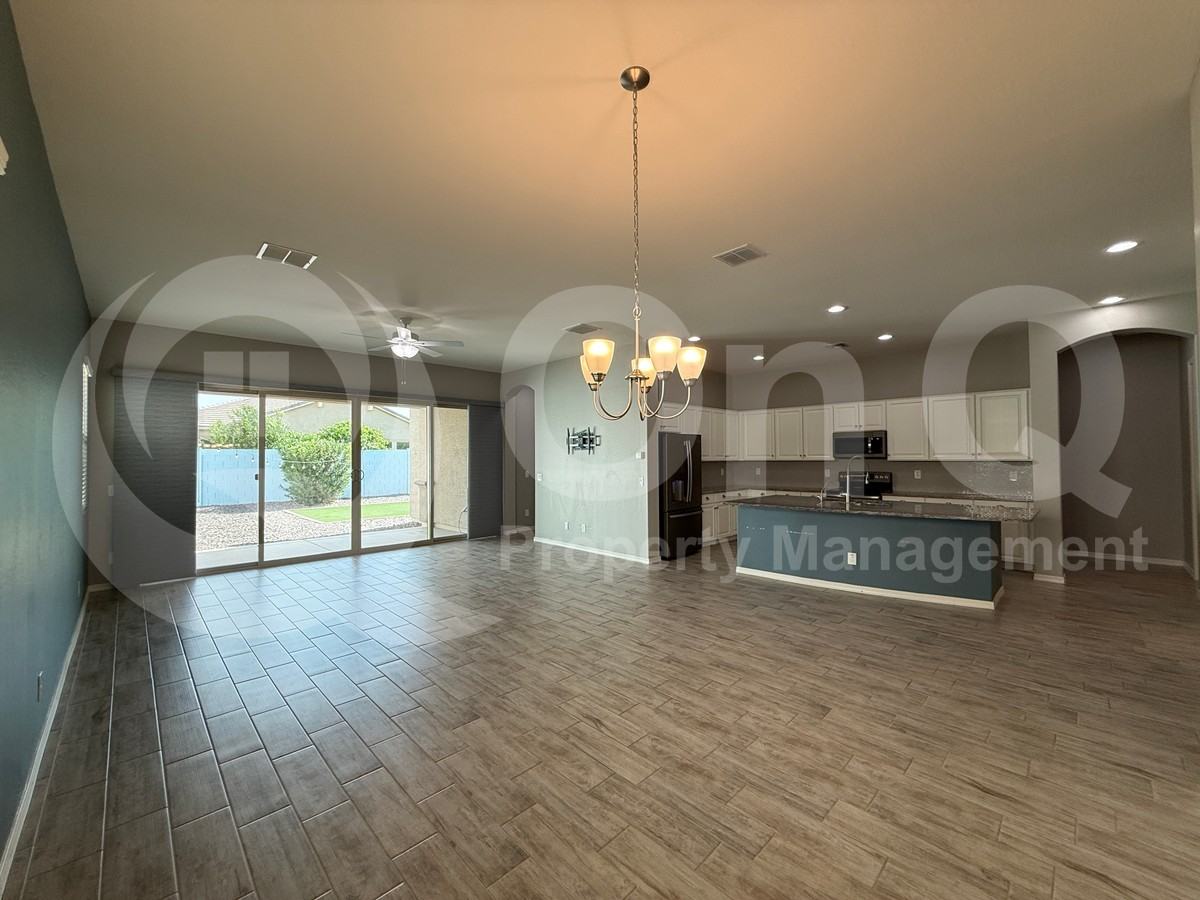 1453 W Buckwheat Tree Ave - Photo 7 of 24