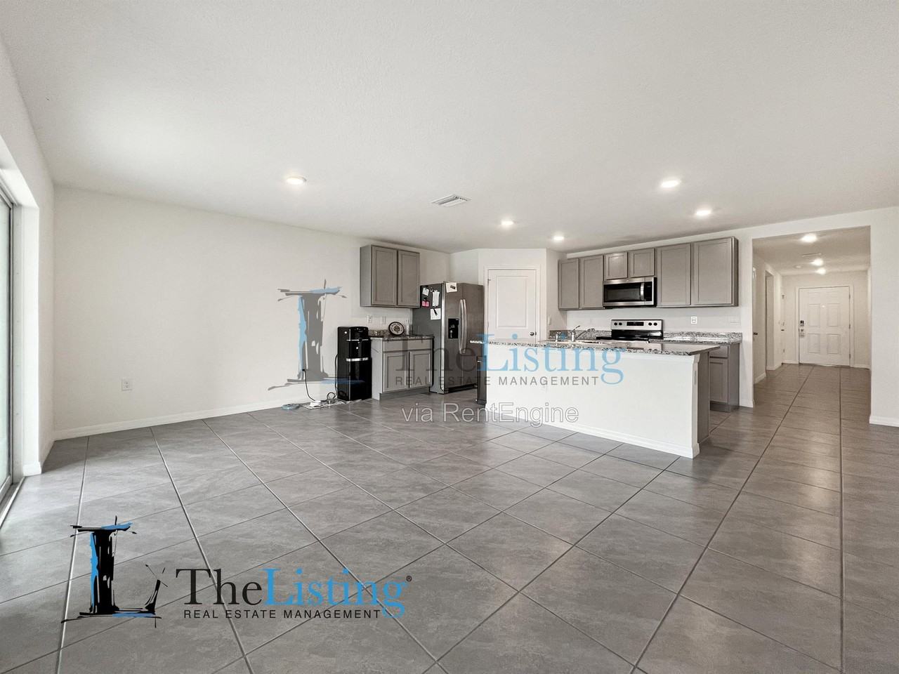 822 Will Scarlett Ave - Photo 6 of 40