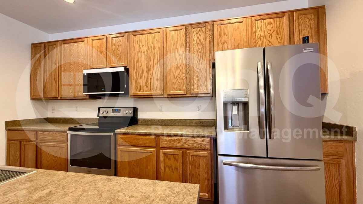 1181 E Boston St - Photo 3 of 22