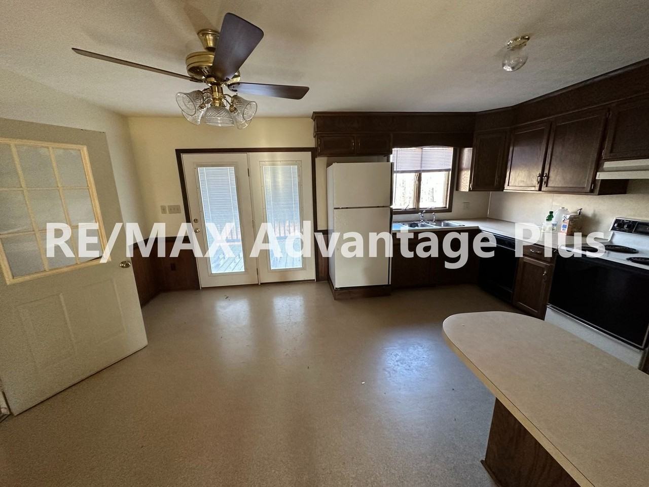 3759 Mount Rush Hwy - Photo 6 of 16