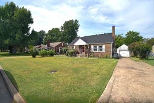 1150 S Oswego Ave - Photo 1 of 1