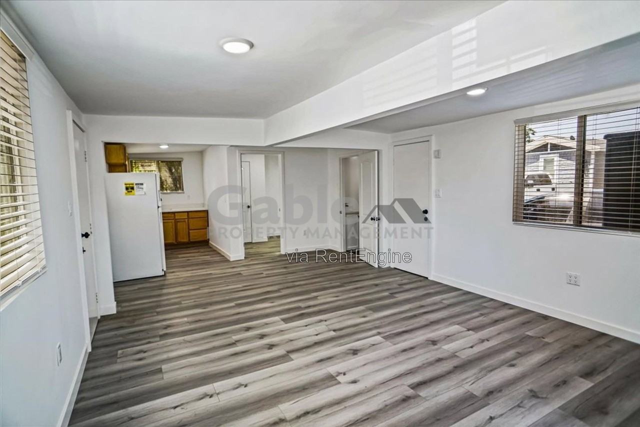 23830 Newhall Ave #J - Photo 2 of 11