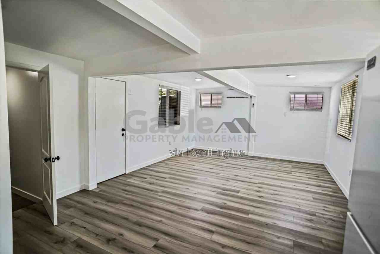 23830 Newhall Ave #J - Photo 5 of 11