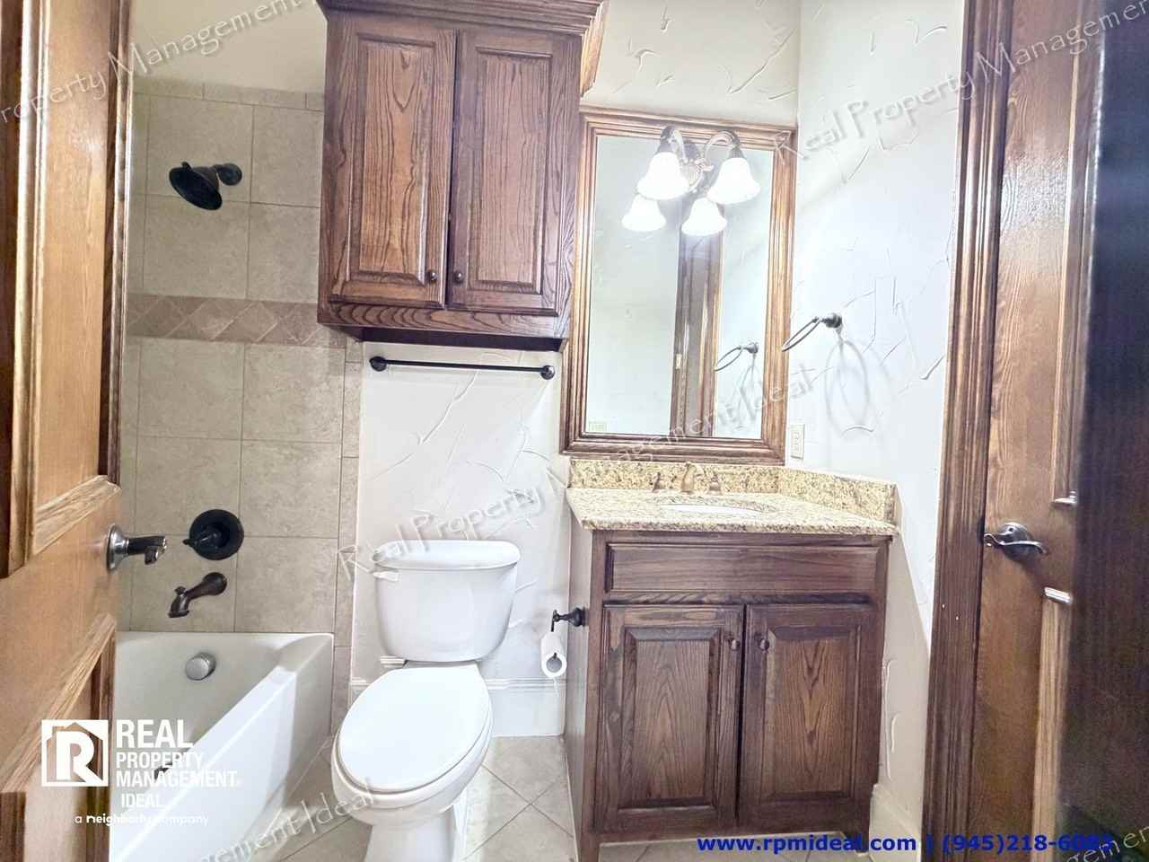 4419 Donegal Dr - Photo 6 of 46