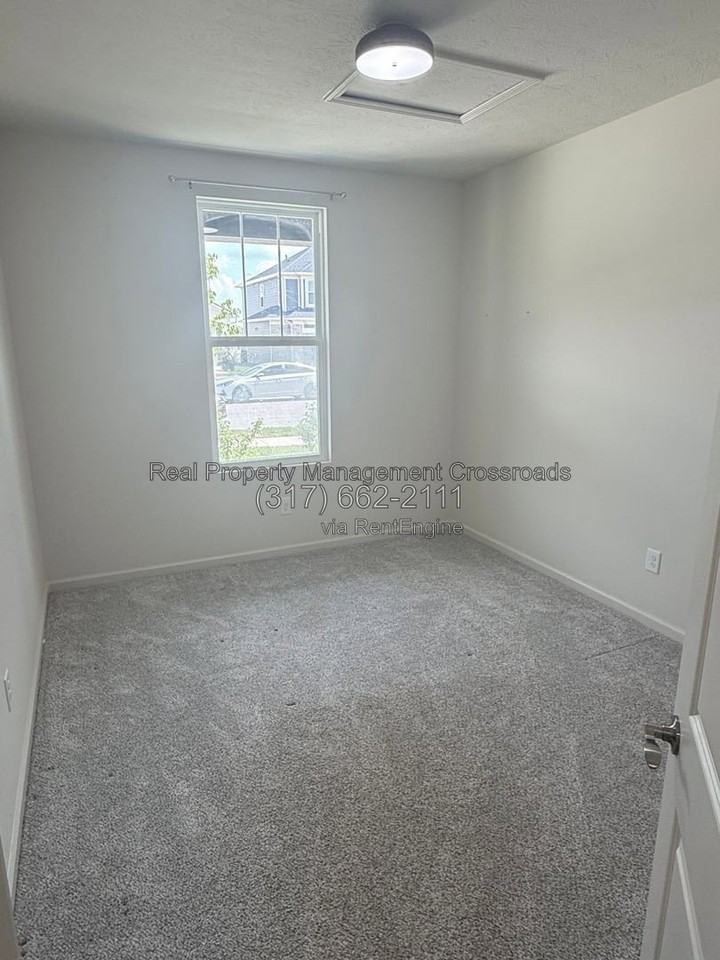 2810 Penn Ave - Photo 3 of 28