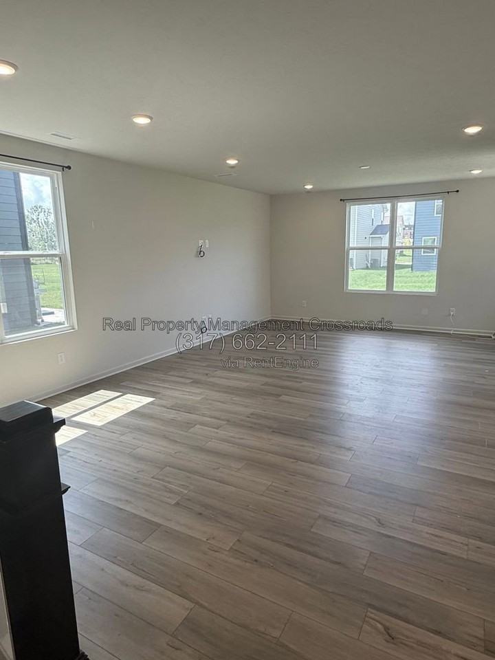 2810 Penn Ave - Photo 5 of 28