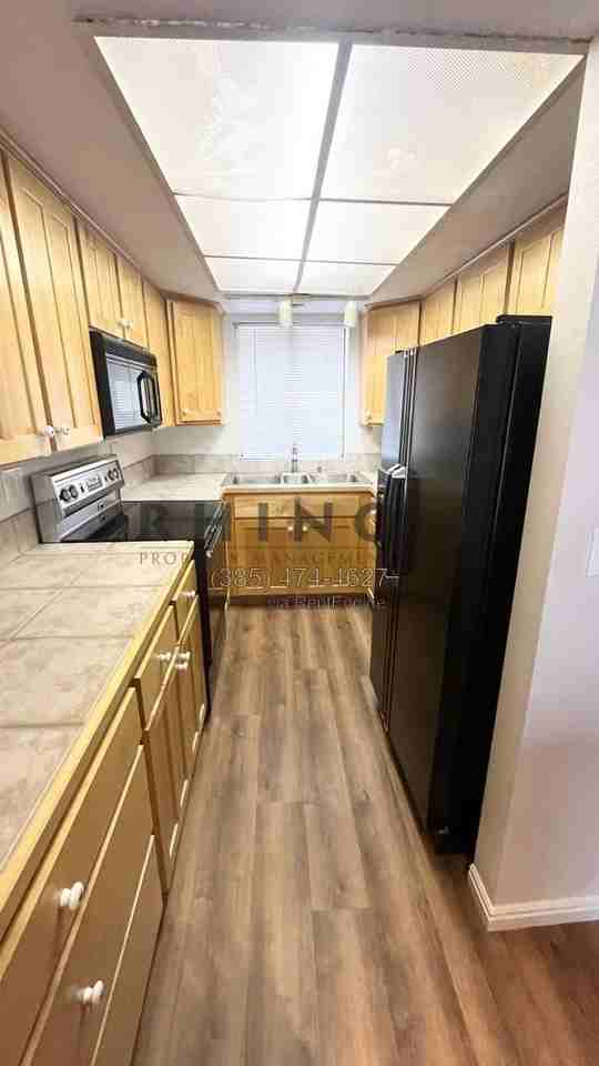 5269 S Rome Beauty Park