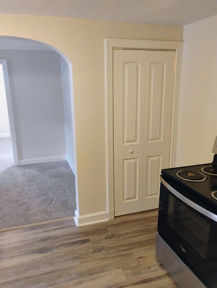 67 Stark St #2 - Photo 4 of 7