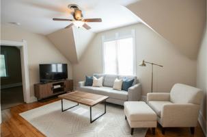 featured image of 2573 N Bartlett Ave