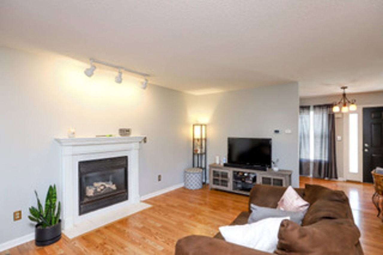 2903 Rochester Ave - Photo 5 of 21