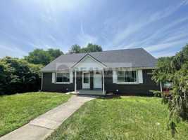 featured image of 1684 Hill View Pl