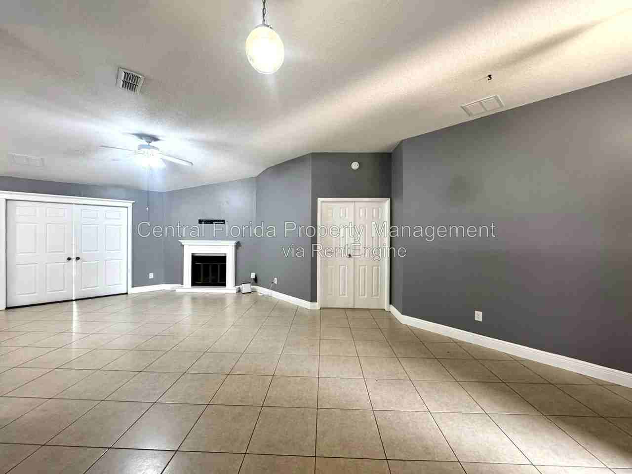 8120 Lesia Cir - Photo 4 of 25