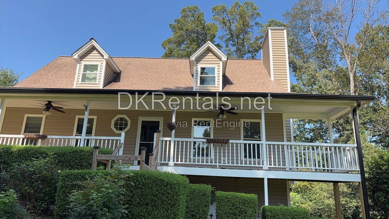 38 Betty Ln - Photo 2 of 21