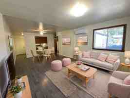 featured image of 1032 W Nevada Ct