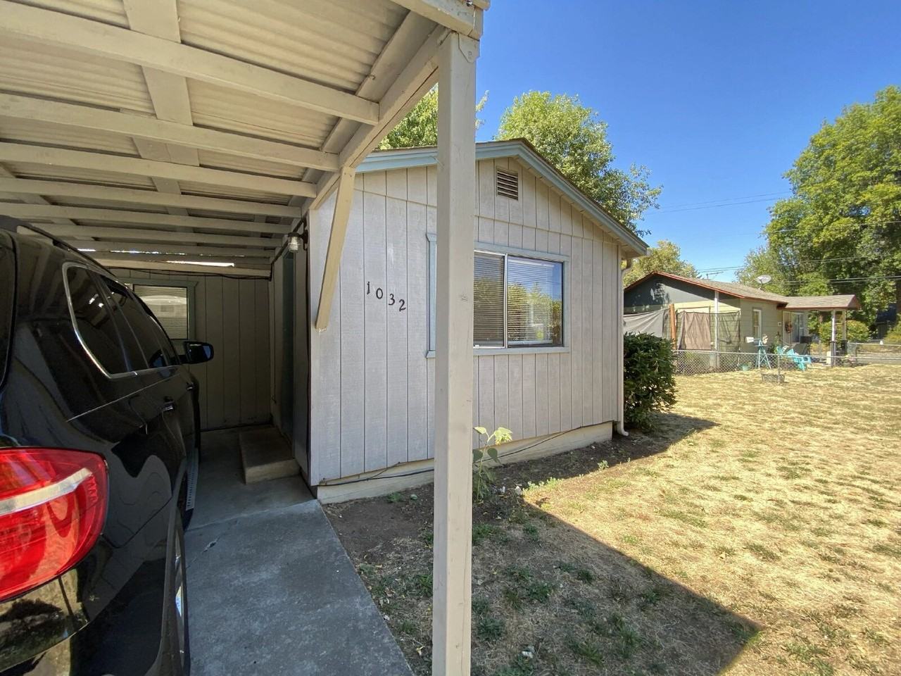 1032 W Nevada Ct - Photo 2 of 18
