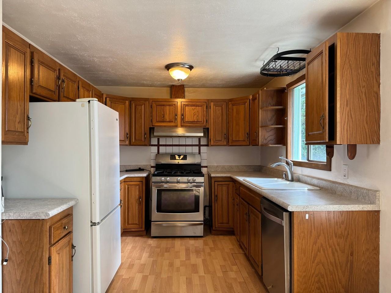 111 Ne 92nd St - Photo 3 of 11