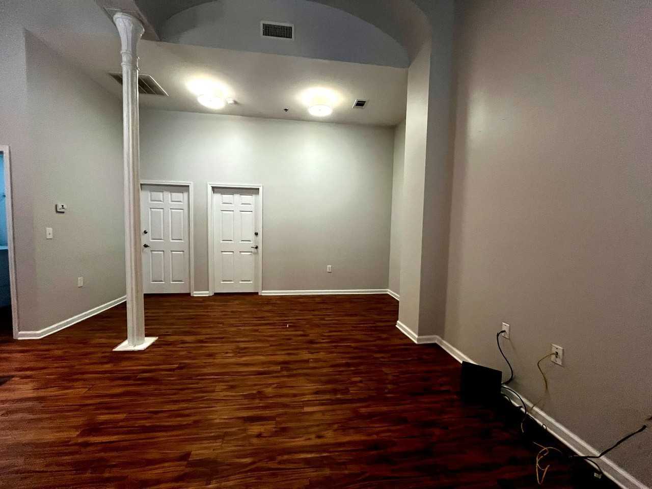 466 Poplar St #2 - Photo 3 of 16