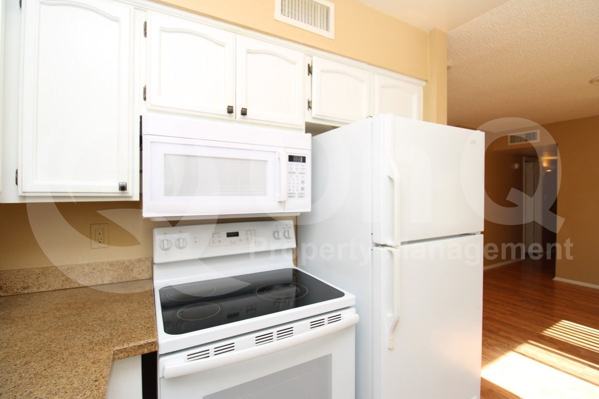 2623 E Obregon St - Photo 3 of 21