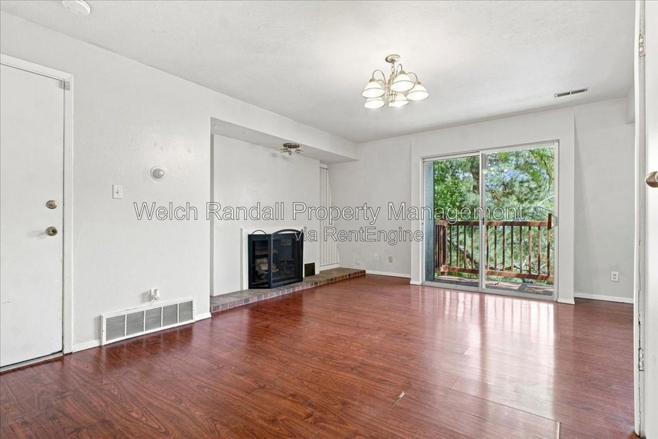 5511 S Willow Ln #F - Photo 4 of 25