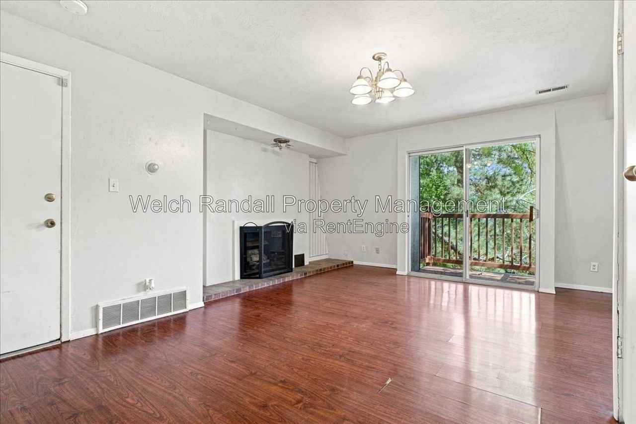 5511 S Willow Ln #F - Photo 5 of 25