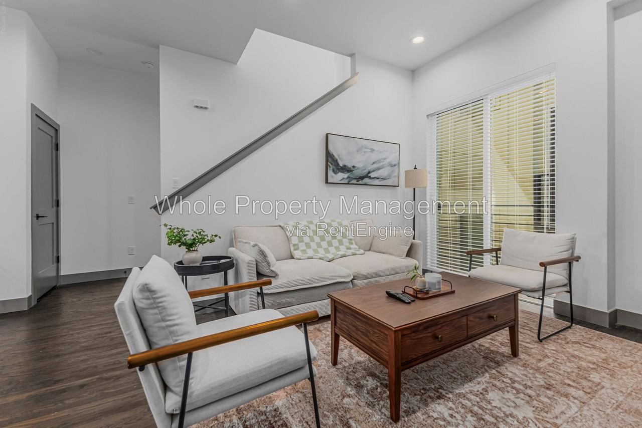 3511 S Marion St #D - Photo 2 of 33