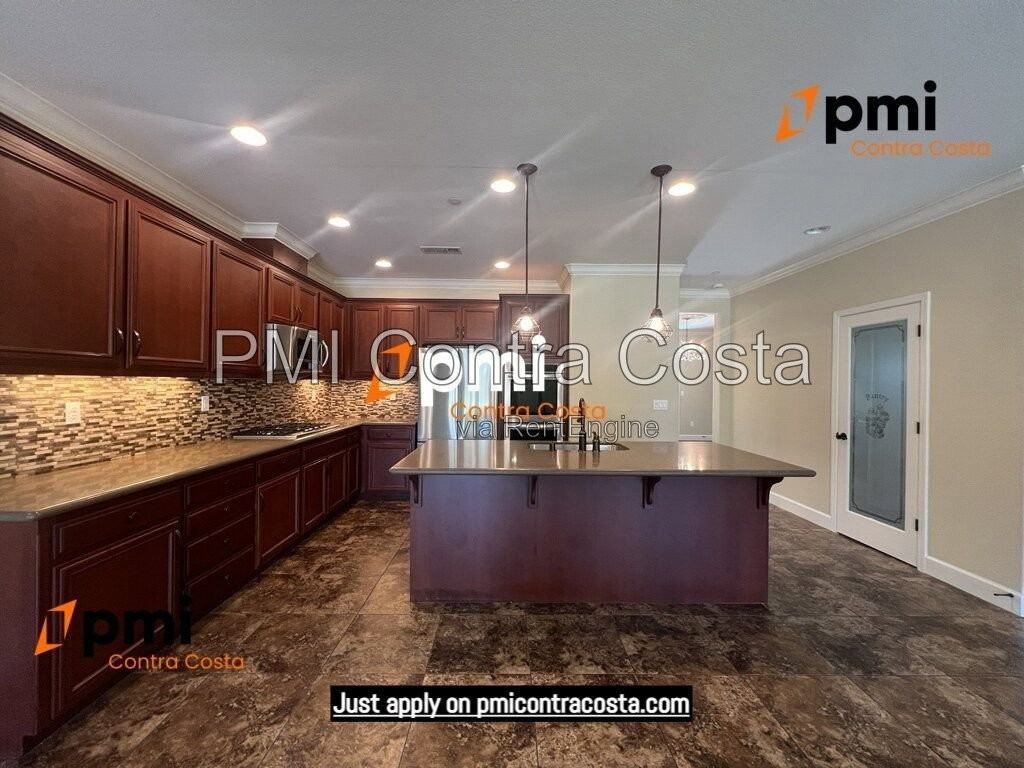 680 Monte Verde Ln - Photo 5 of 50