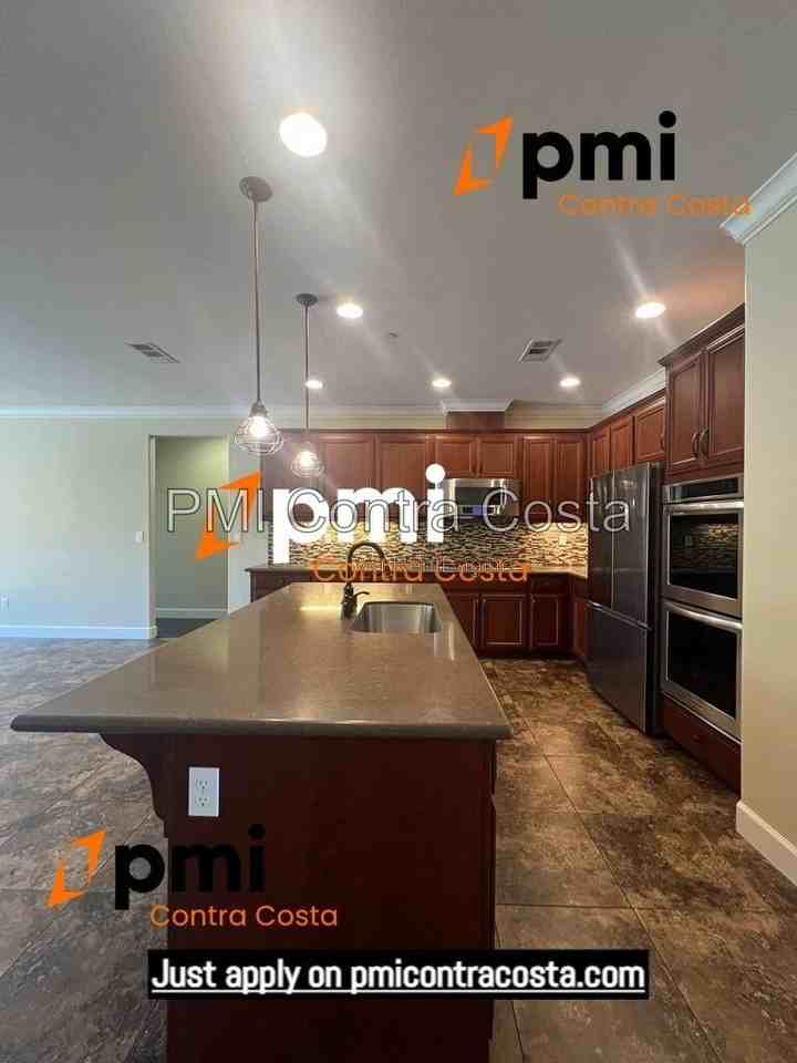 680 Monte Verde Ln - Photo 6 of 50