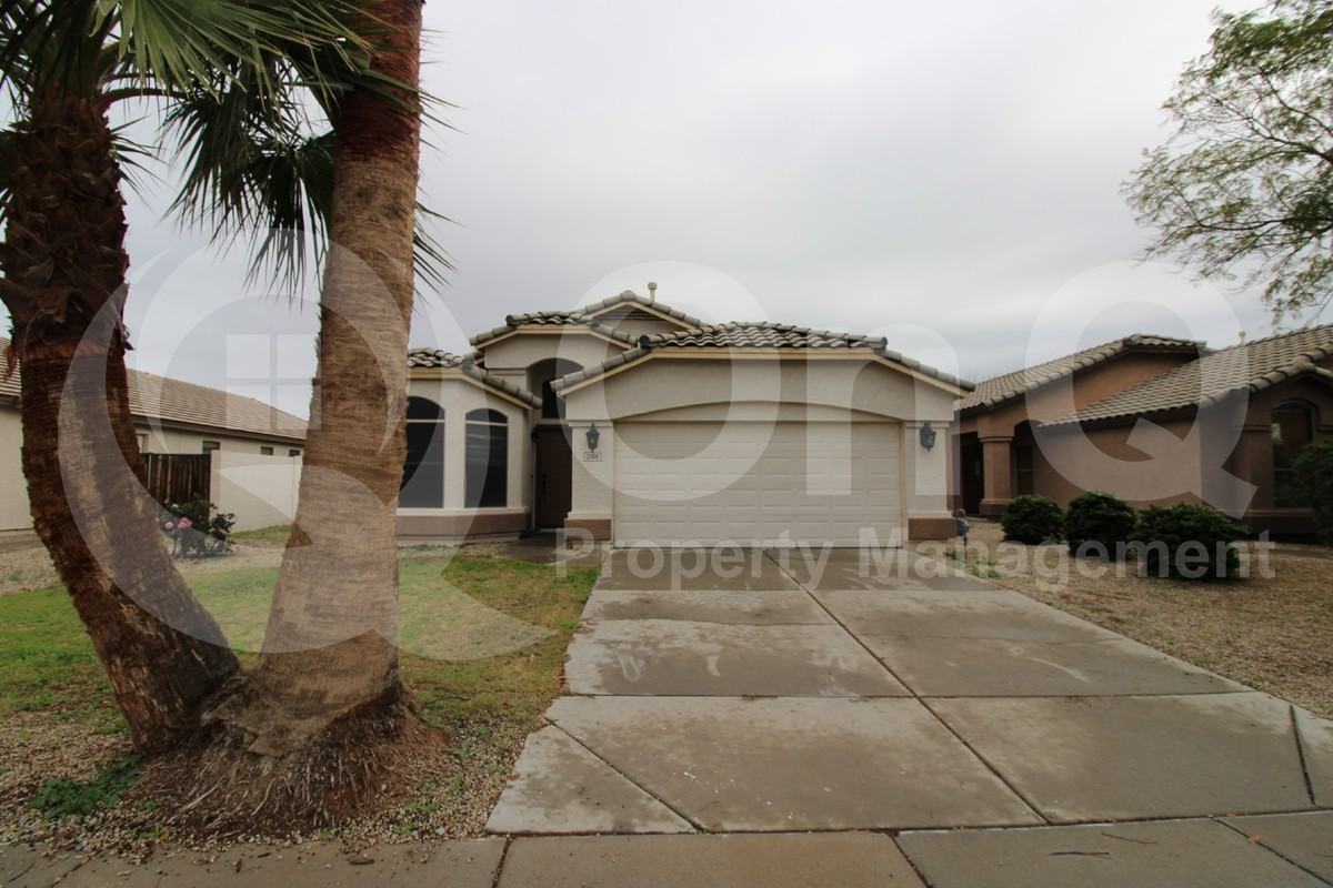 2189 S Rome St - Photo 2 of 20