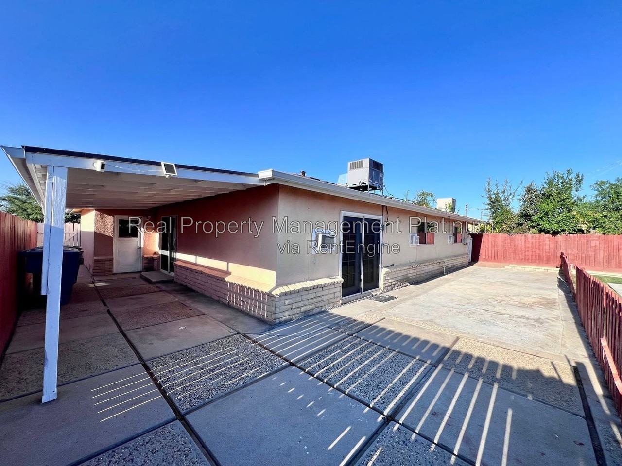 106 Rialto Ave - Photo 6 of 7