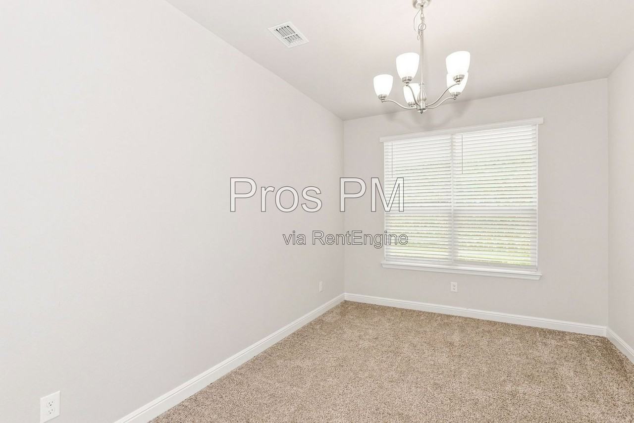 1512 Brindle St - Photo 3 of 16