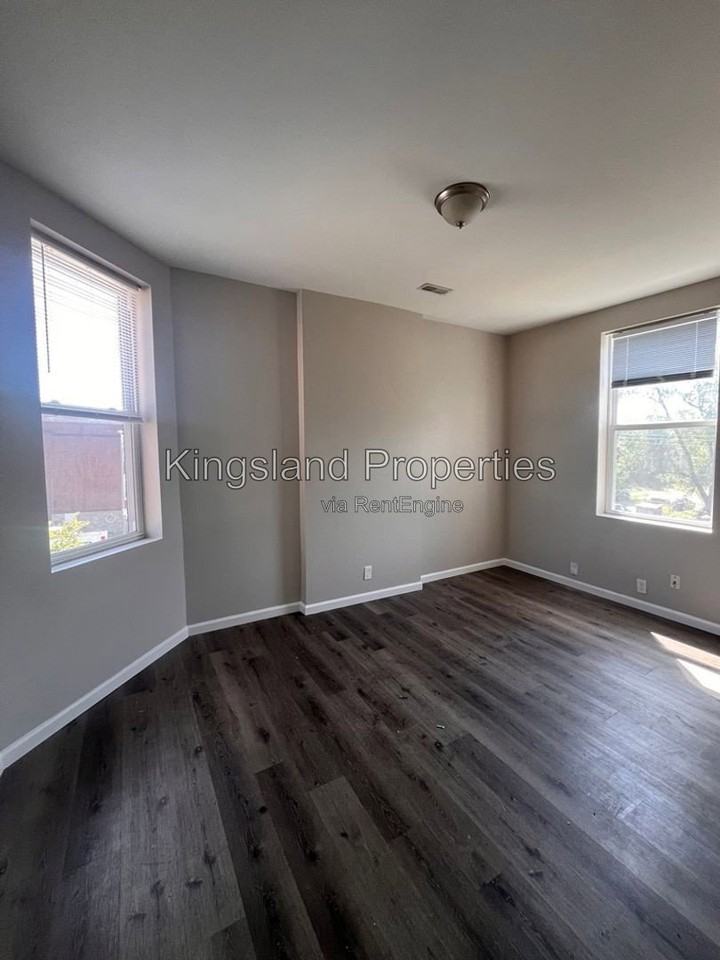 3304 Utah St #2F - Photo 6 of 13