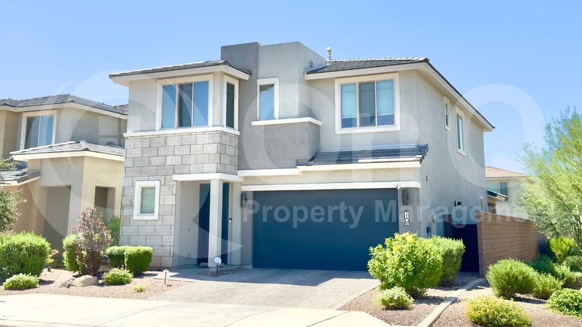 3109 E Louise Dr - Photo 2 of 38