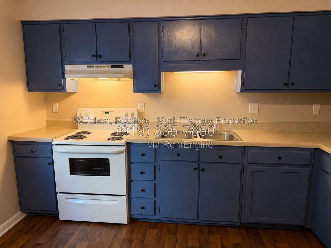 800 Fargo St #E3 - Photo 2 of 33