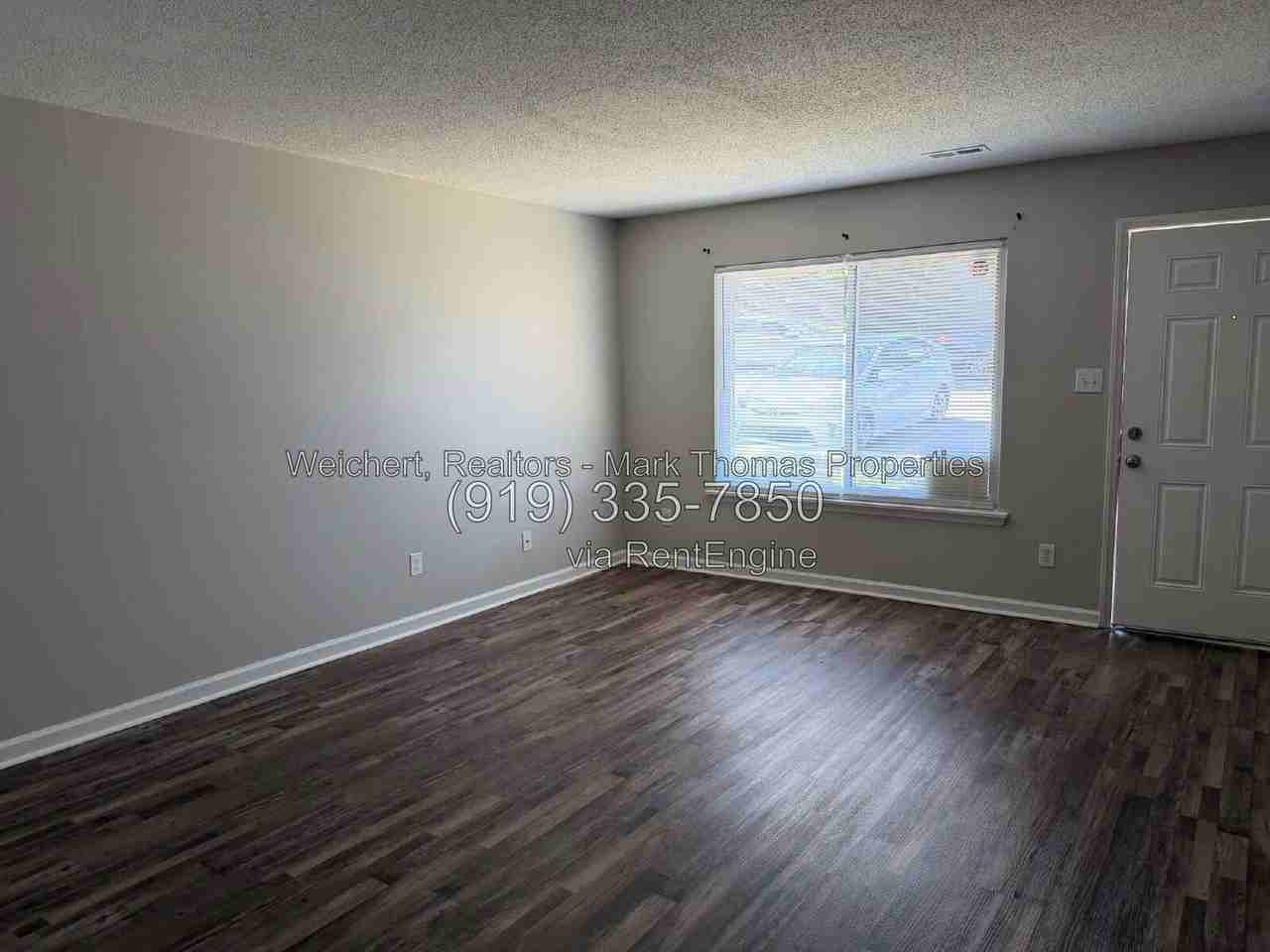 800 Fargo St #E3 - Photo 5 of 33