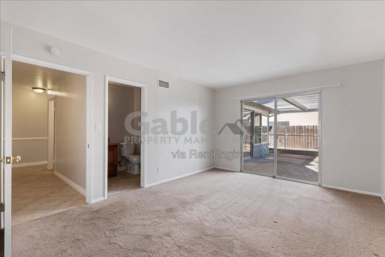 23708 Via Lupona - Photo 7 of 15