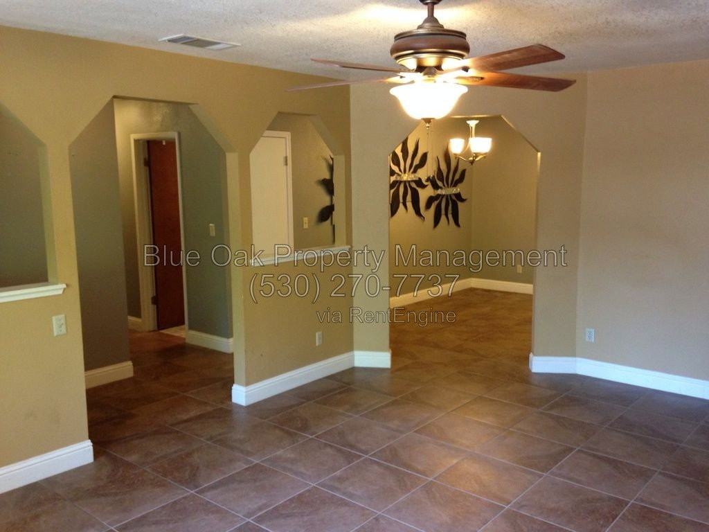 1731 Normal Ave - Photo 6 of 16