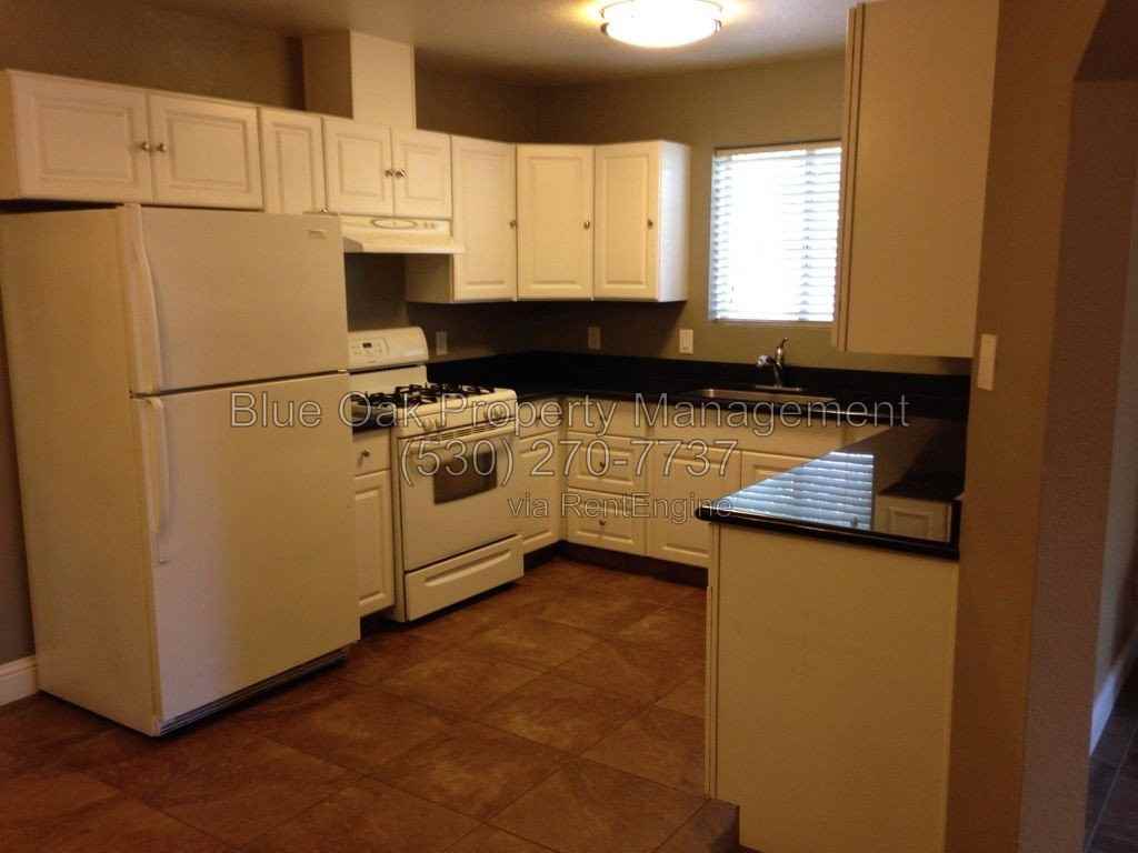 1731 Normal Ave - Photo 7 of 16