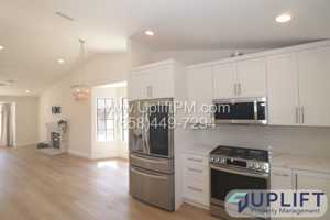 featured image of 1542 Del Mar Rd #A