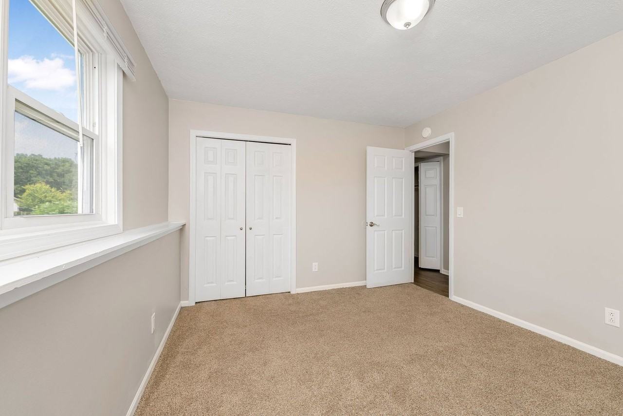 7830 S 8th St #A1 - Photo 7 of 16