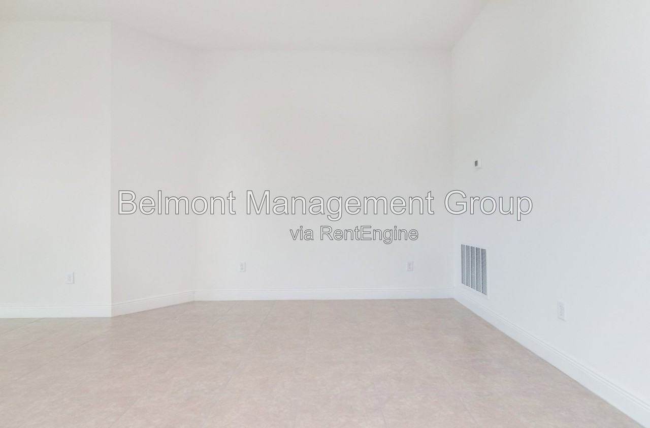 13146 Bromborough Dr - Photo 7 of 35