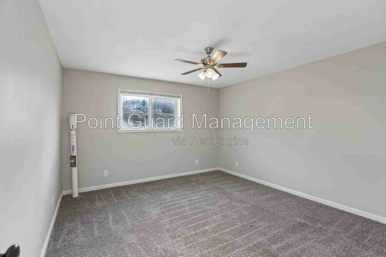 1506 Lee Dr #11 - Photo 7 of 21