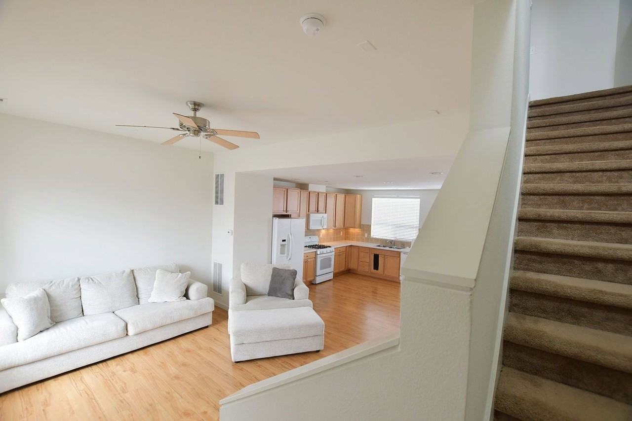 2422 Uinta St - Photo 3 of 16